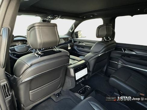 New 2026 Jeep Grand Wagoneer L Summit image 19
