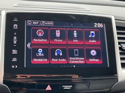 Used 2017 Honda Pilot Touring image 23