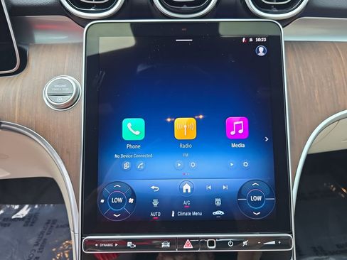 New 2025 Mercedes-Benz C 300 Sedan image 21