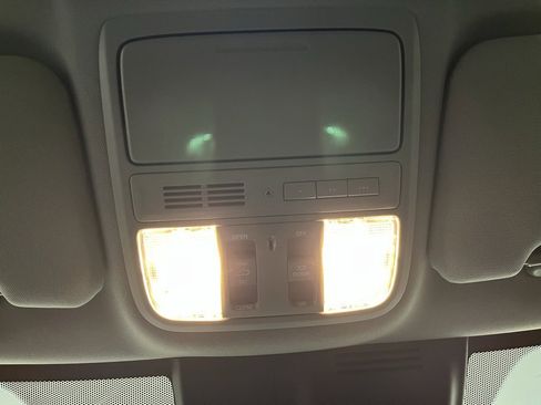 Used 2020 Honda CR-V EX-L image 9