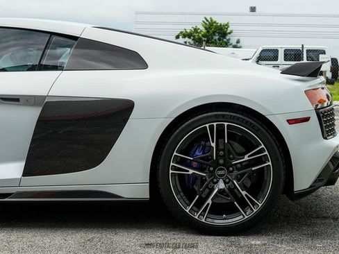 Used 2023 Audi R8 V10 performance AWD/4WD image 3