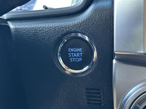 Used 2023 Toyota 4Runner Limited image 30