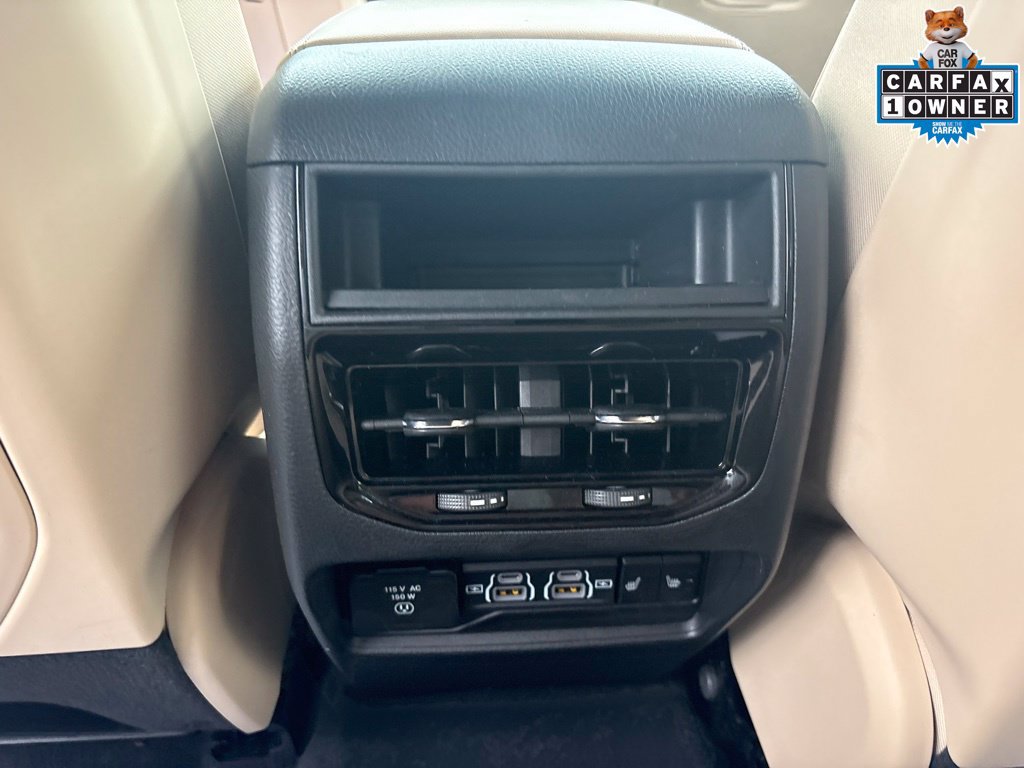 Used 2023 Jeep Grand Cherokee Limited AWD/4WD image 29