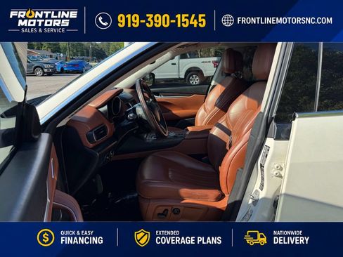 Used 2017 Maserati Levante w/ Luxury Package AWD/4WD image 15