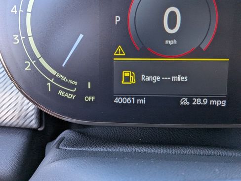 Used 2024 MINI Cooper 2-Door Hardtop FWD image 23