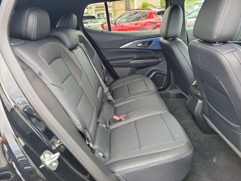 Used 2026 Chevrolet Equinox EV LT FWD image 19