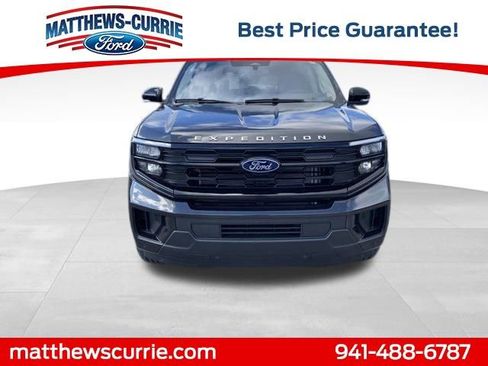 New 2025 Ford Expedition Active image 8