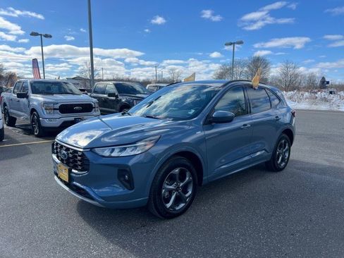 Certified 2024 Ford Escape ST-Line Select image 3