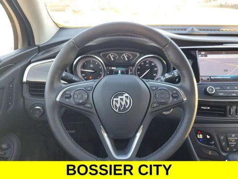 Used 2020 Buick Envision Essence FWD image 17