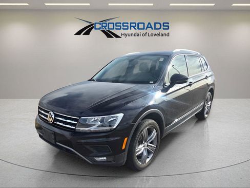 Used 2020 Volkswagen Tiguan SEL image 1