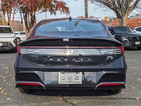 New 2025 Hyundai Sonata SEL image 5