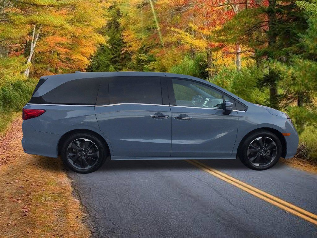 Certified 2024 Honda Odyssey Elite image 16