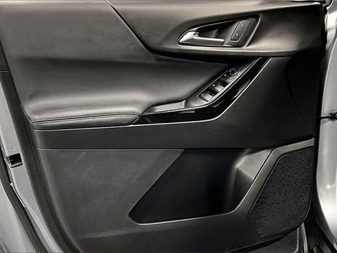 Used 2025 Chevrolet Equinox LT image 19