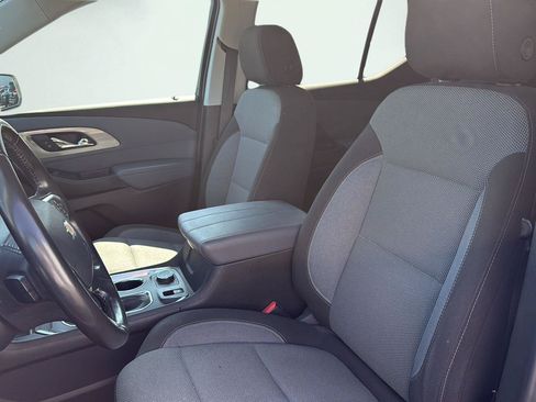 Used 2021 Chevrolet Traverse LT w/ LPO, Floor Liner Package AWD/4WD image 11