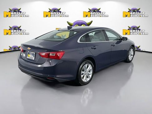 Used 2025 Chevrolet Malibu LT FWD image 5