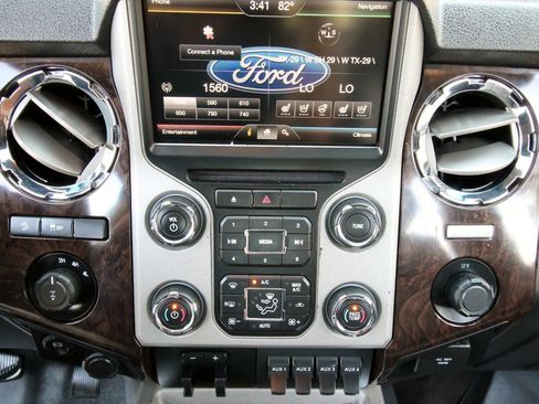 Used 2015 Ford F350 Platinum image 31