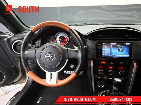 Used 2016 Scion FR-S image 10