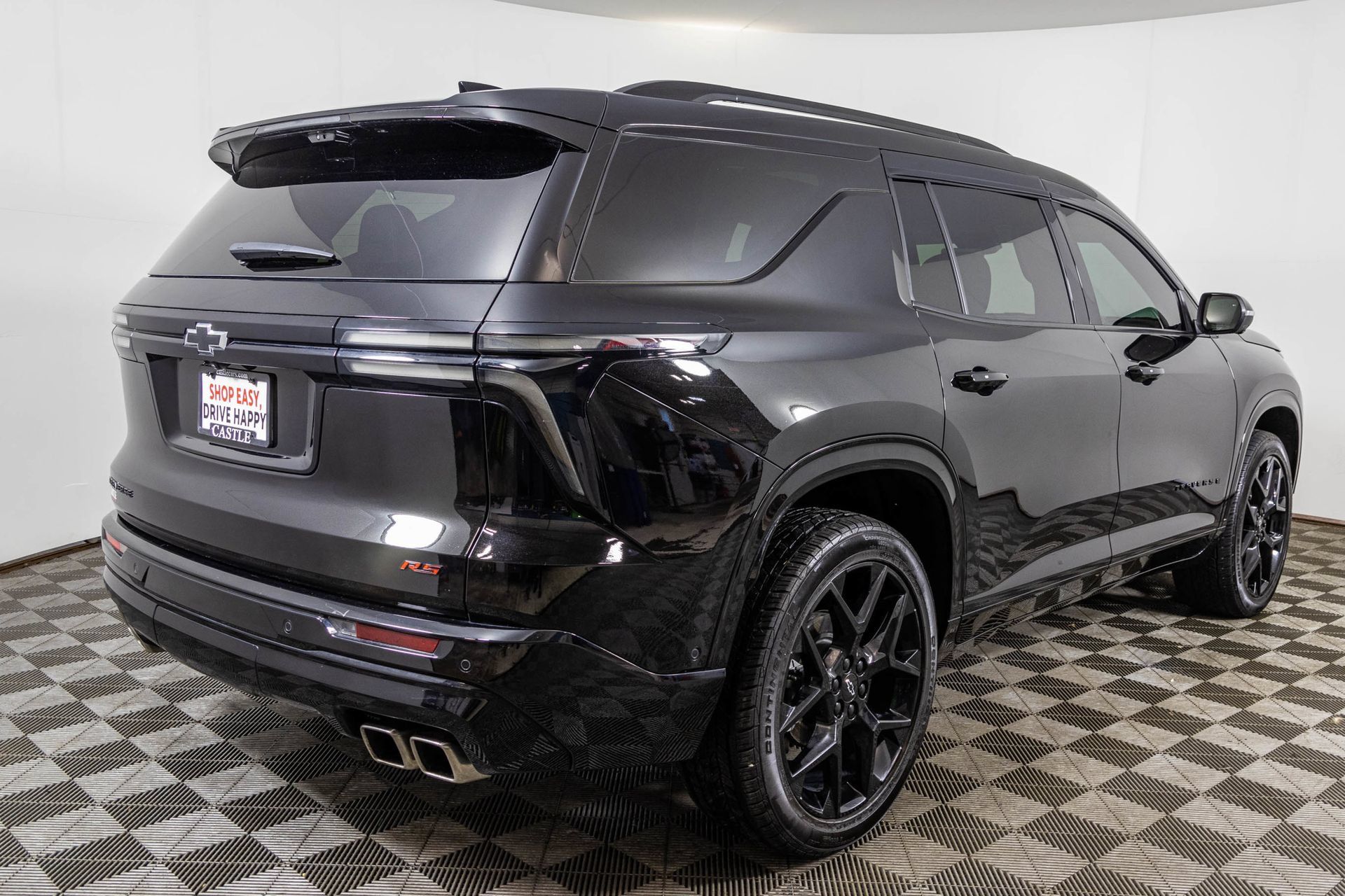 Used 2024 Chevrolet Traverse RS FWD image 23