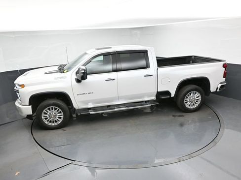 Used 2021 Chevrolet Silverado 2500 High Country w/ Z71 Off-Road Package AWD/4WD image 20