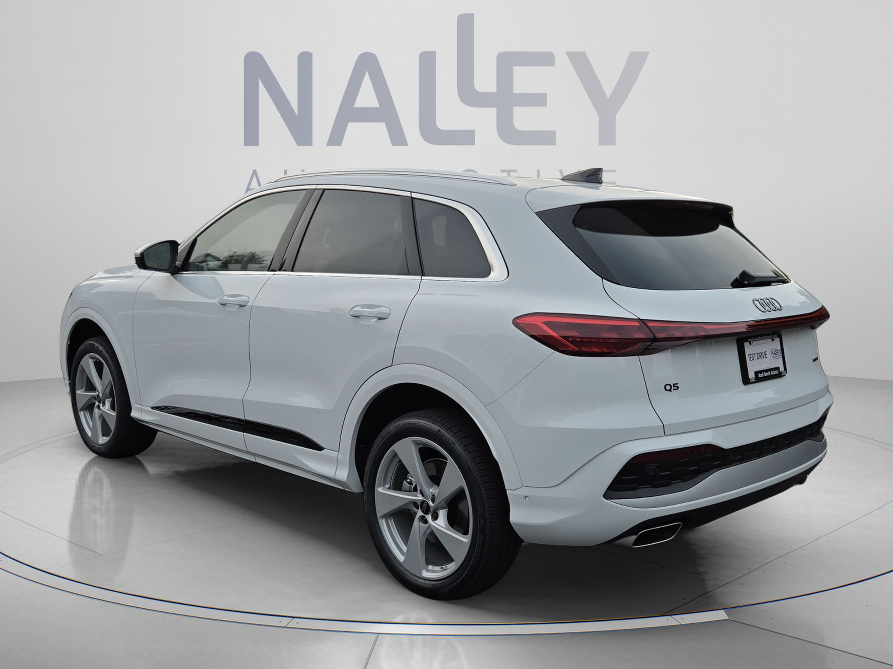 New 2026 Audi Q5 Premium w/ Premium Plus AWD/4WD image 3