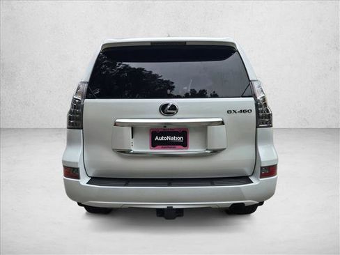 Used 2021 Lexus GX 460 w/ Accessory Package AWD/4WD image 6