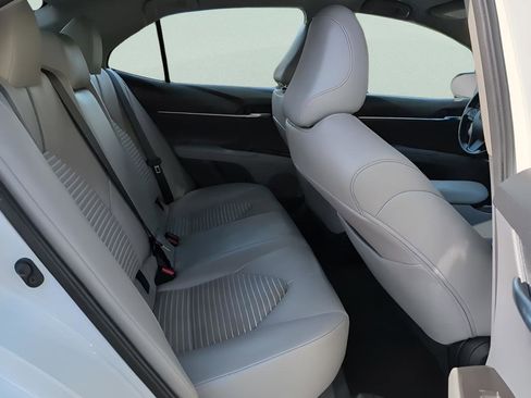 Used 2023 Toyota Camry SE image 36