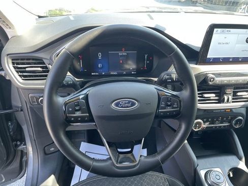 Used 2024 Ford Escape Active AWD/4WD image 16