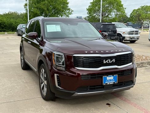 Used 2022 Kia Telluride S image 8