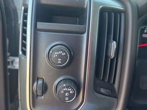 Used 2017 Chevrolet Silverado 1500 LT w/ Texas Edition image 4