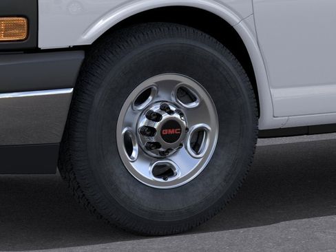 New 2026 GMC Savana 3500 LT RWD image 27