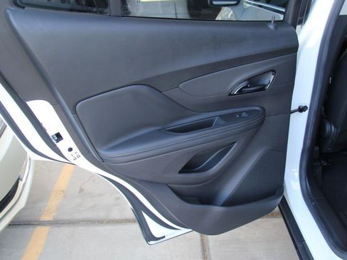 Used 2019 Buick Encore Preferred FWD image 22