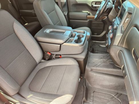 Used 2021 Chevrolet Silverado 1500 LT RWD image 16