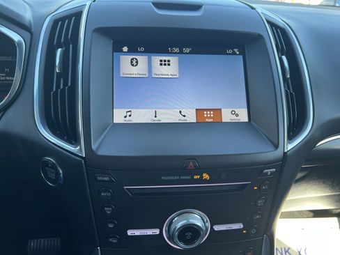 Used 2019 Ford Edge Titanium AWD/4WD image 19
