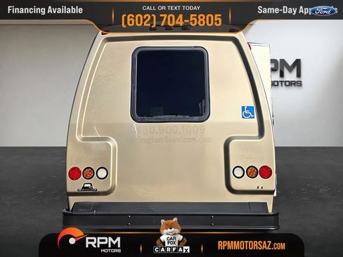 Used 2011 Ford E-350 and Econoline 350 Super Duty w/ Shuttle Bus Prep Pkg image 3