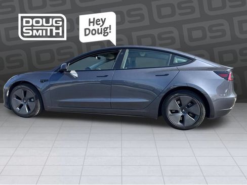 Used 2023 Tesla Model 3 Standard Range RWD image 2
