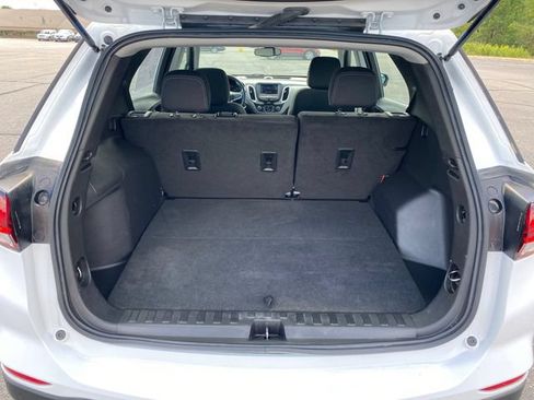 Used 2022 Chevrolet Equinox LS w/ Driver Confidence II Package AWD/4WD image 20