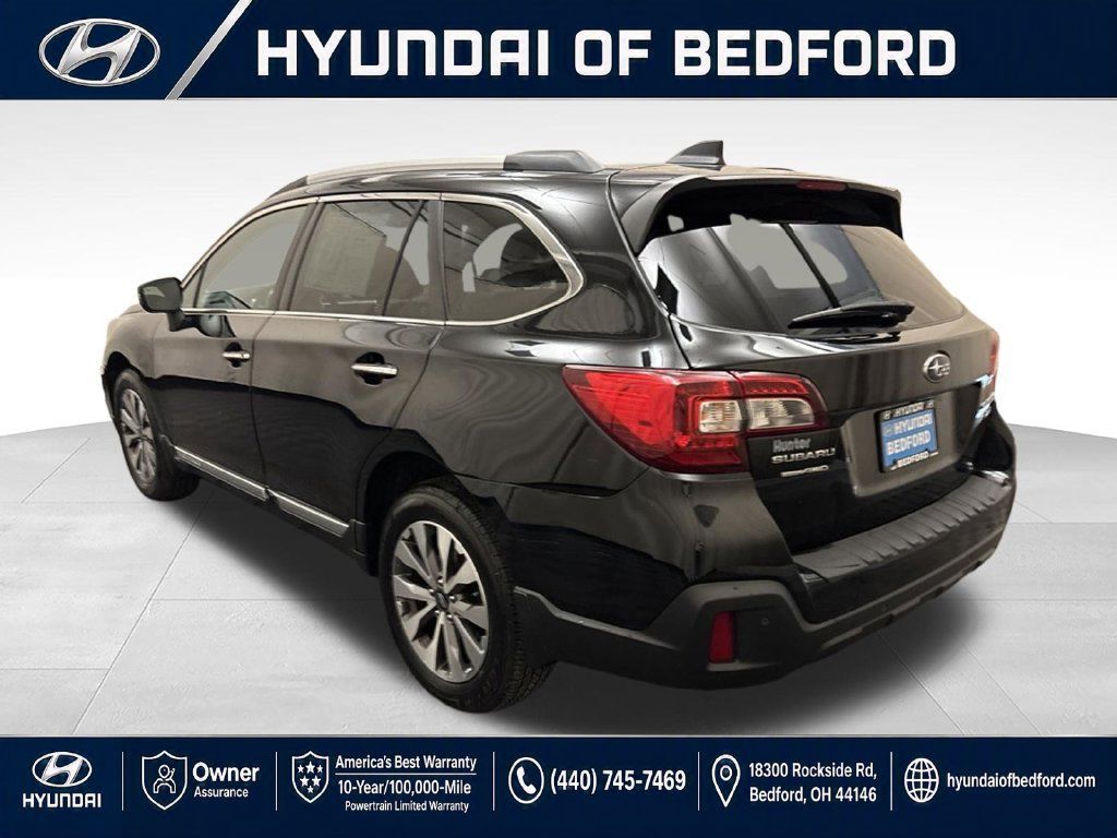 Used 2018 Subaru Outback 3.6R Touring AWD/4WD image 8