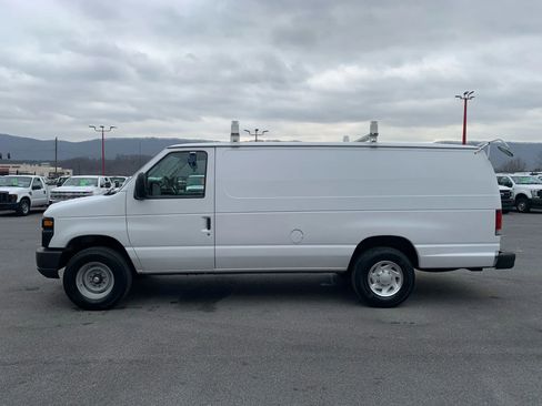 Used 2014 Ford E-350 and Econoline 350 Extended Super Duty w/ Insulation Package image 5