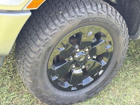 Used 2021 Ford Ranger XLT w/ Equipment Group 301A Mid AWD/4WD image 18