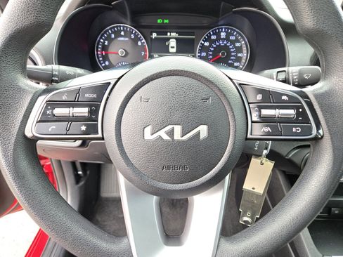 Used 2024 Kia Forte LXS image 22