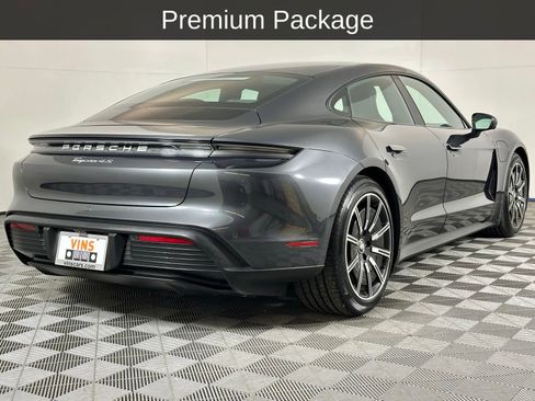 Used 2020 Porsche Taycan 4S w/ Premium Package image 4