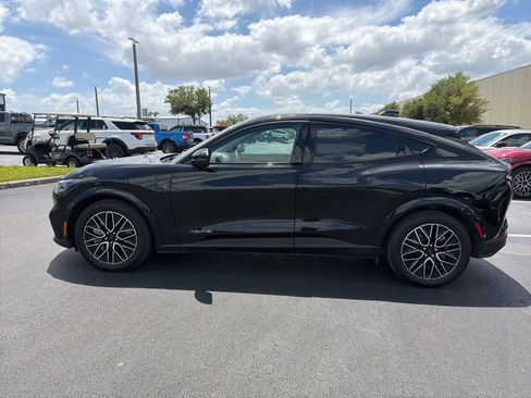 Used 2025 Ford Mustang Mach-E Premium image 13