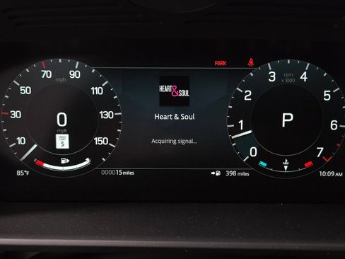 New 2026 Land Rover Discovery Dynamic SE AWD/4WD image 32