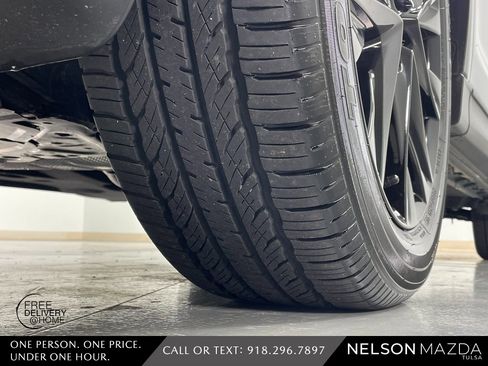 Used 2025 MAZDA CX-5 Carbon Edition image 10