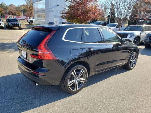 Used 2019 Volvo XC60 T5 Momentum w/ Multimedia Package image 6