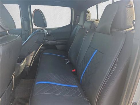 Used 2022 Toyota Tacoma TRD Sport w/ Black Out Package (TMS) RWD image 16