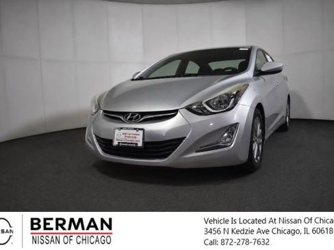 Used 2014 Hyundai Elantra SE w/ Option Group 02 FWD image 1