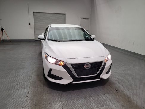 Used 2021 Nissan Sentra SV FWD image 14