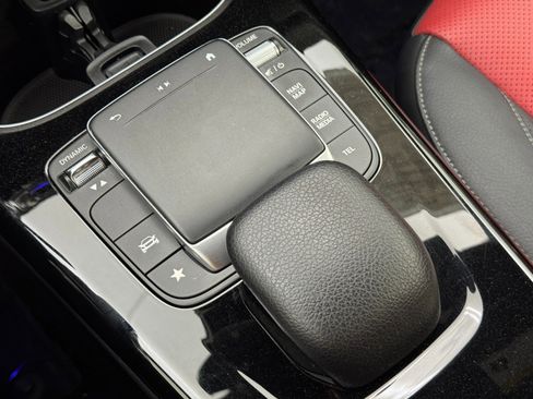 Used 2022 Mercedes-Benz A 220 w/ AMG Line image 33