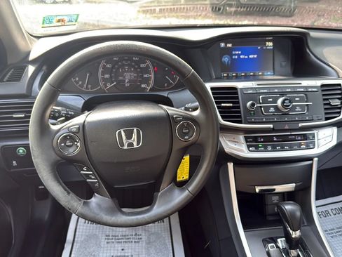 Used 2014 Honda Accord Sport image 26